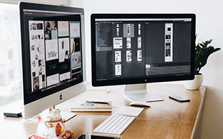 人人影视读法便签：先想图里省略了什么，再把结论换成更准确的说法